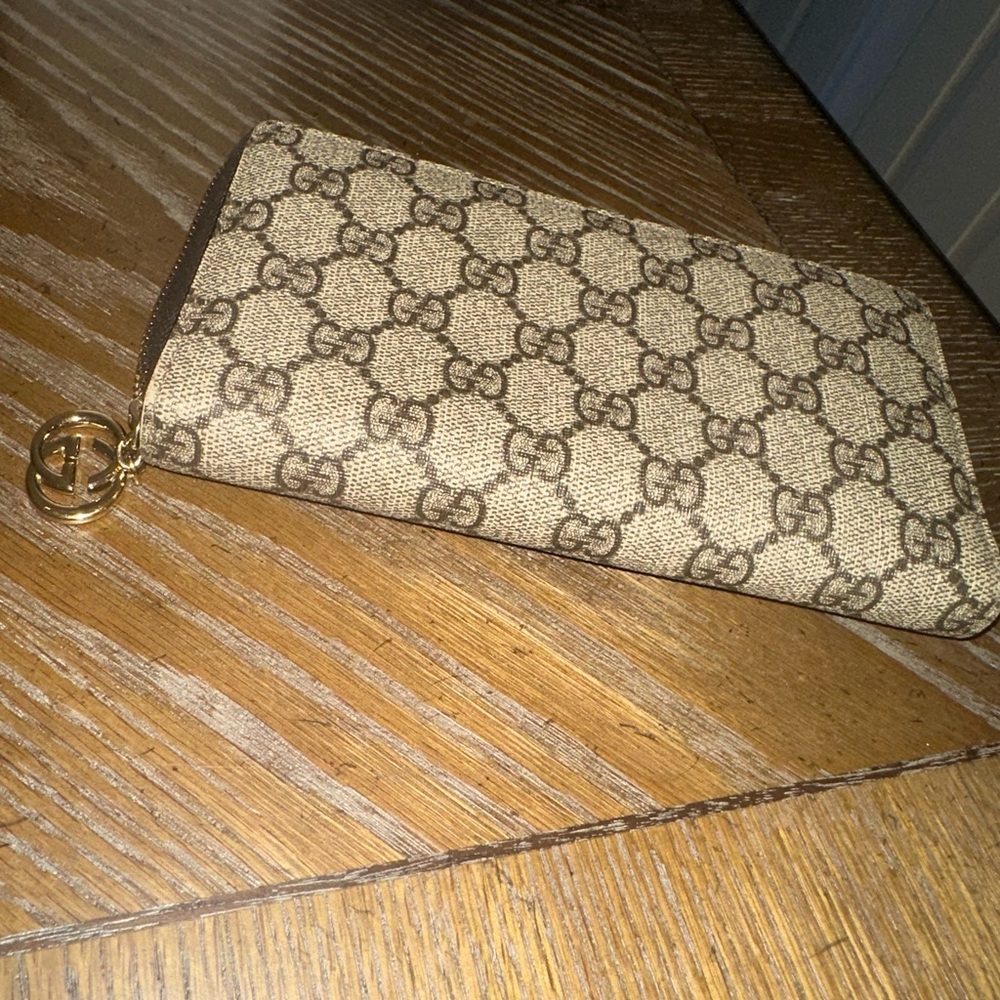 Authentic Gucci Wallet